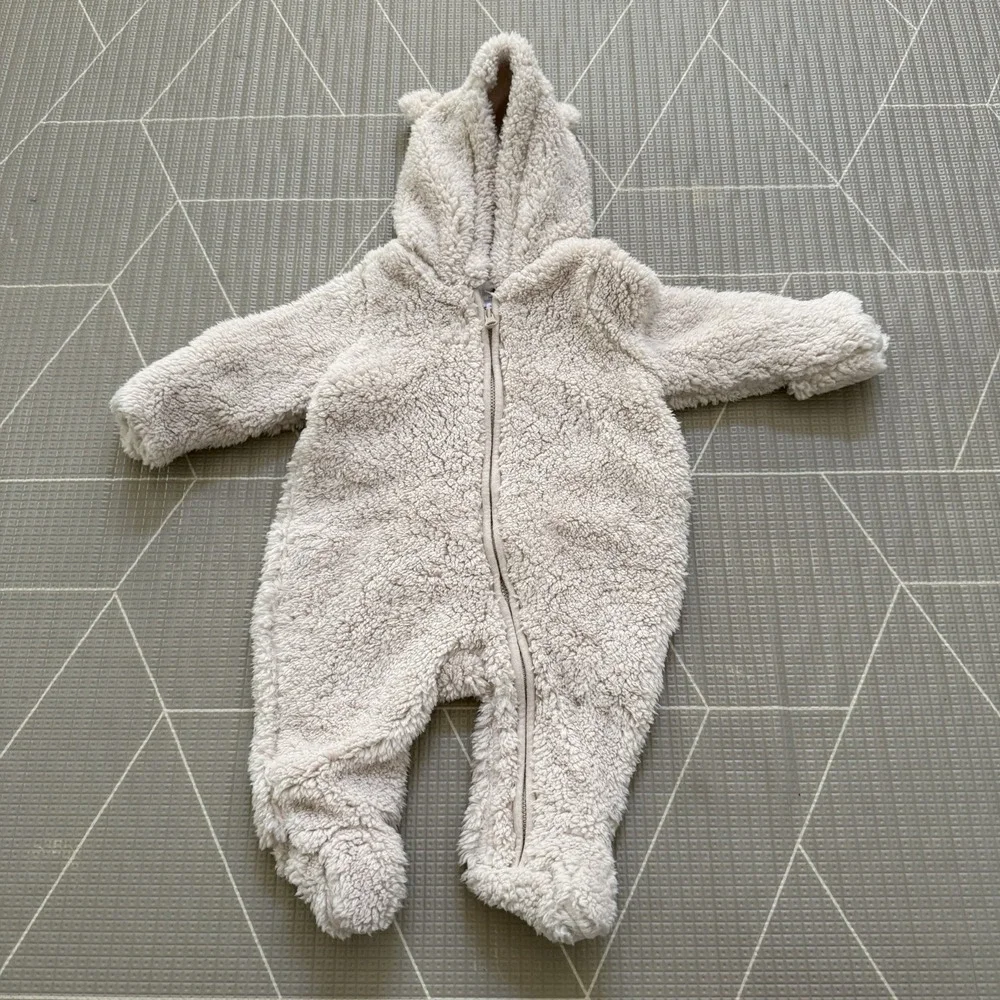Baby Gap Hooded Bunting Snow Suit Sherpa Fleece 0-3M Teddy Bear Hood